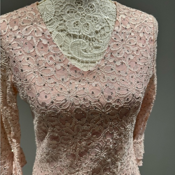 Laura Pink 3/4 Sleeve Sparkly Top Sz M - Picture 2 of 6